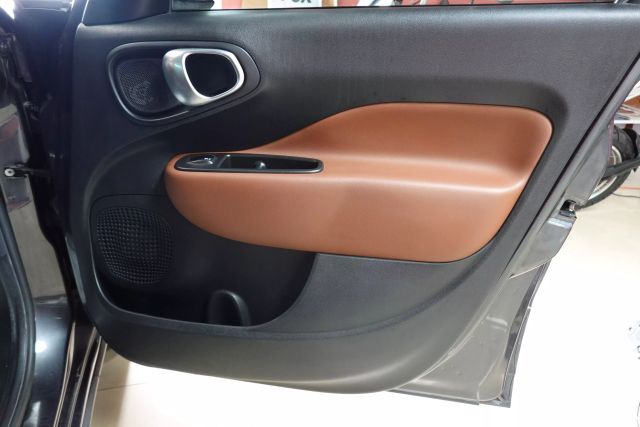 2014 Fiat 500l - Image 12
