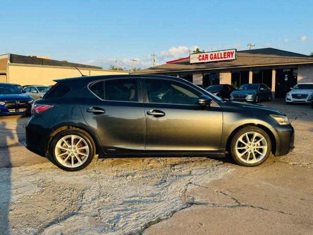 2011 Lexus Ct - Image 11