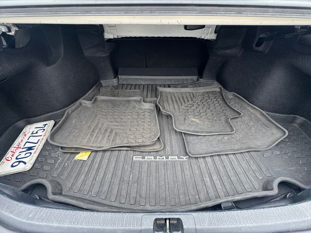 2022 Toyota Camry Hybrid - Image 16