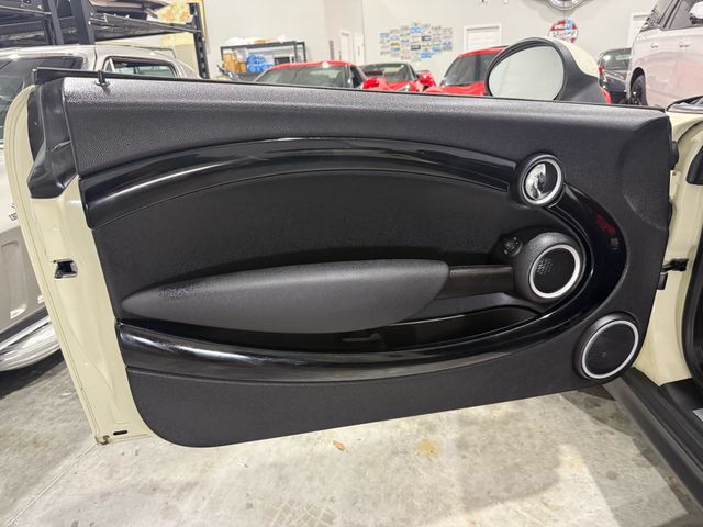 2015 Mini Convertible - Image 76
