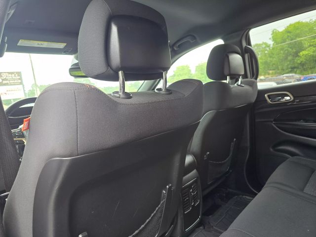 2017 Jeep Grand Cherokee - Image 24