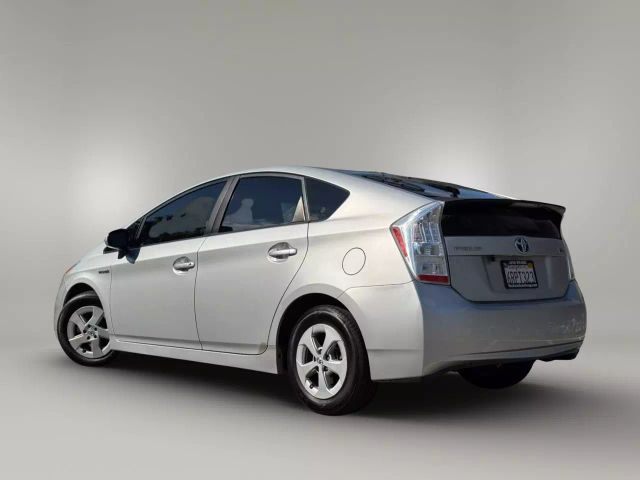 2011 Toyota Prius - Image 5