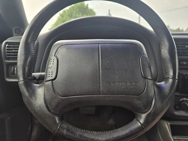 1998 Chevrolet Camaro - Image 10