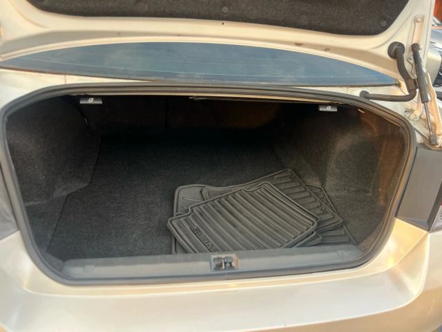2014 Subaru Legacy - Image 23