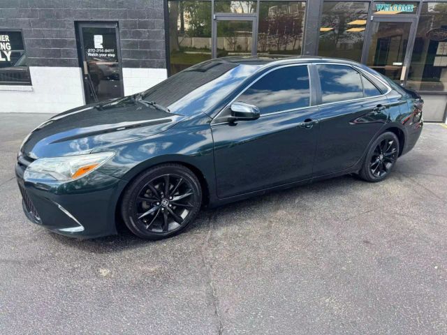 2016 Toyota Camry XSE