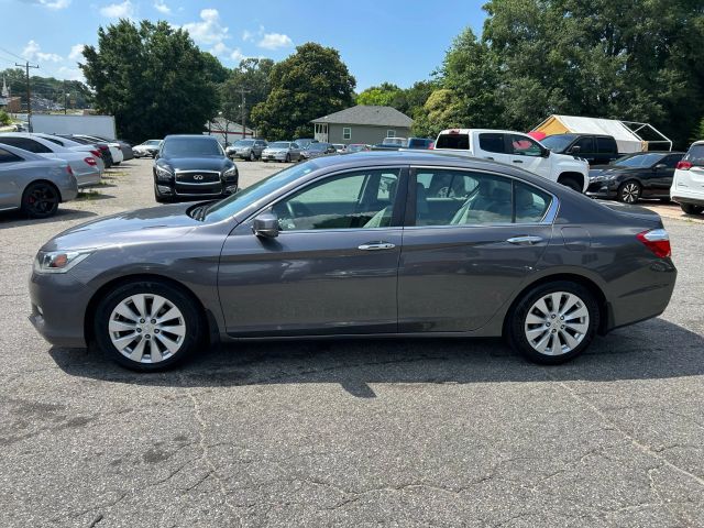 2015 Honda Accord - Image 2