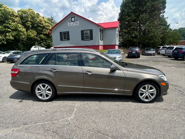 2011 Mercedes-benz E-class - Image 1