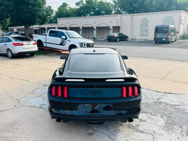 2017 Ford Mustang - Image 9
