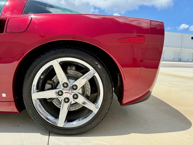 2006 Chevrolet Corvette - Image 33