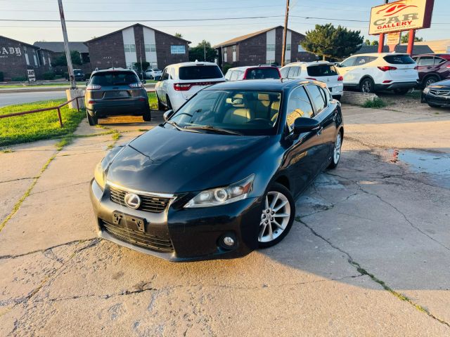 2011 Lexus Ct - Image 2