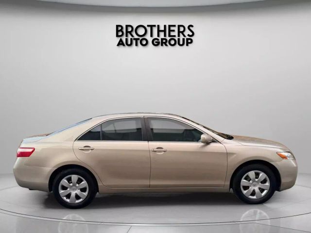 2008 Toyota Camry - Image 10