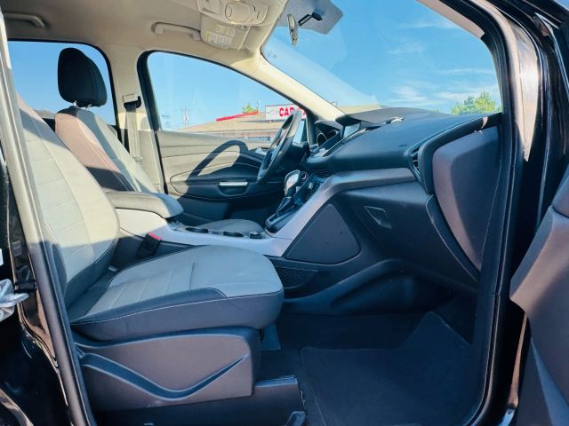 2016 Ford Escape - Image 20