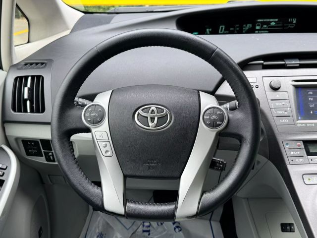 2012 Toyota Prius Four Hatchback 4d - Image 15