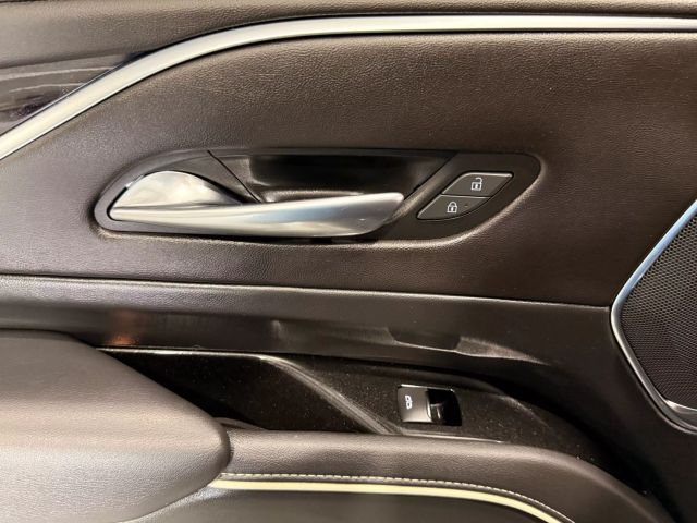 2022 Cadillac Escalade - Image 116