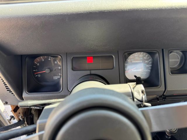 1994 Jeep Wrangler - Image 27