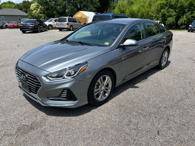 2018 Hyundai Sonata - Image 1