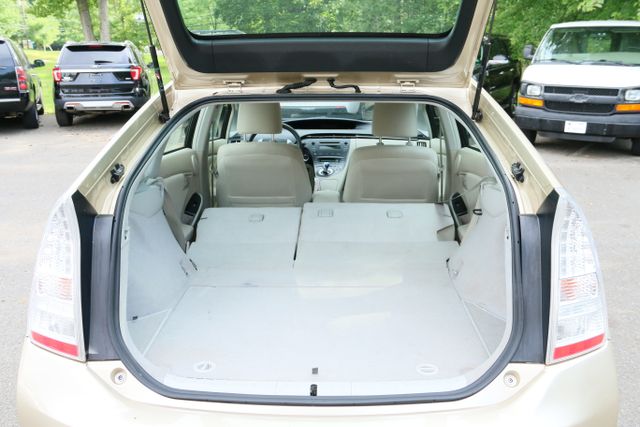 2010 Toyota Prius - Image 17