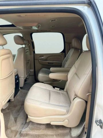 2013 Cadillac Escalade Esv - Image 15