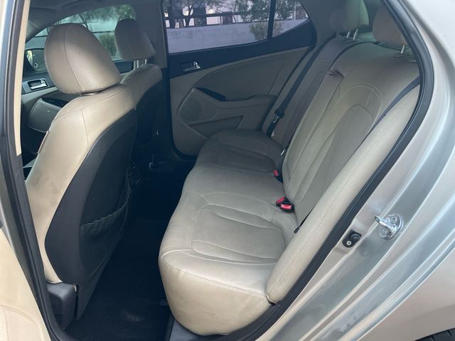 2012 Kia Optima - Image 12