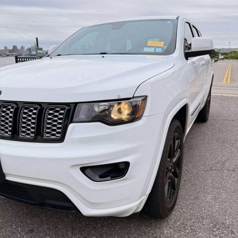 2018 Jeep Grand Cherokee Altitude Sport Utility 4d - Image 12