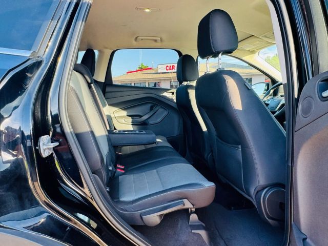 2016 Ford Escape - Image 17
