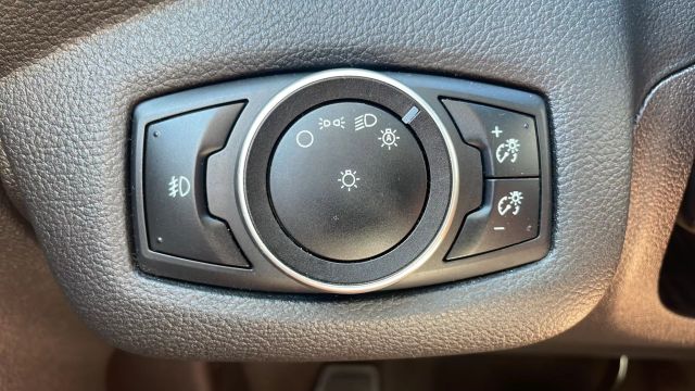 2016 Ford Escape - Image 25