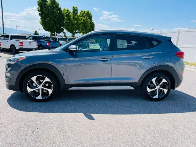 2017 Hyundai Tucson - Image 10