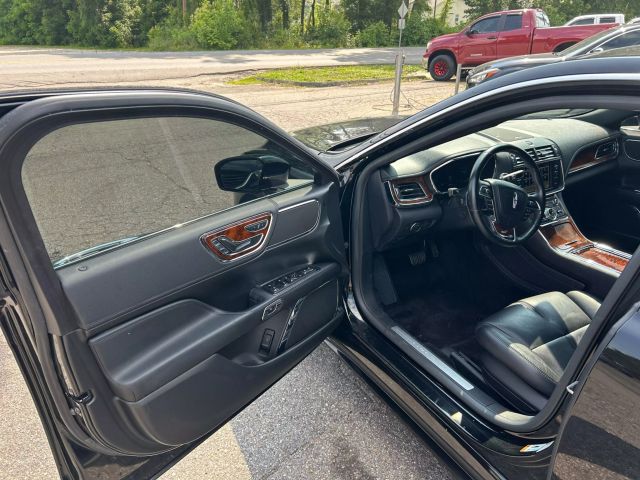 2017 Lincoln Continental - Image 18