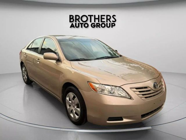 2008 Toyota Camry - Image 2