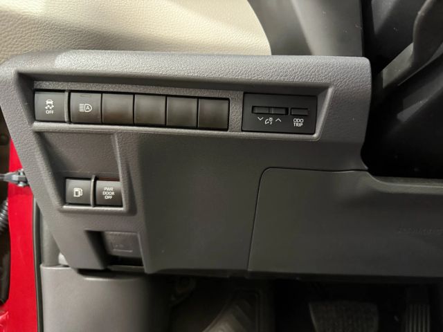 2021 Toyota Sienna - Image 86