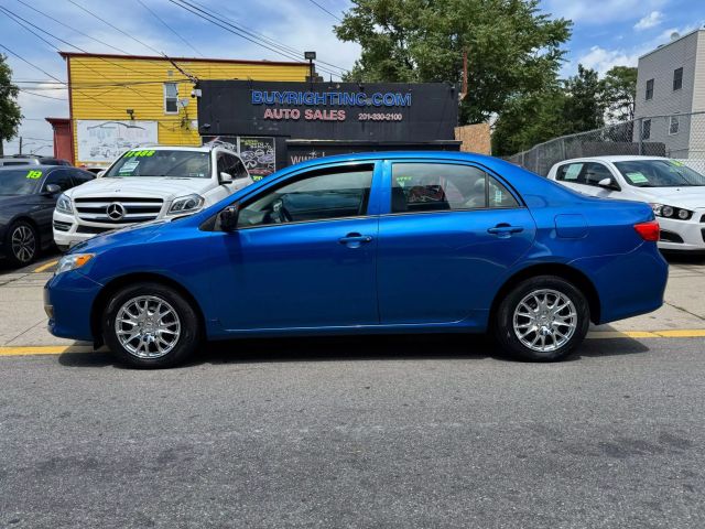 2010 TOYOTA COROLLA SEDAN 4-CYL, 1.8 LITER LE SEDAN 4D