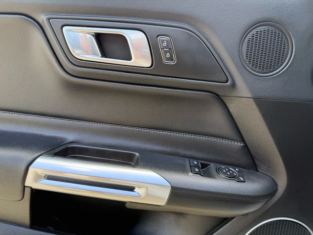 2022 Ford Mustang - Image 72