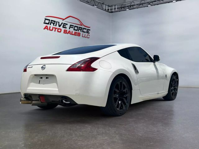 2020 Nissan 370z - Image 5