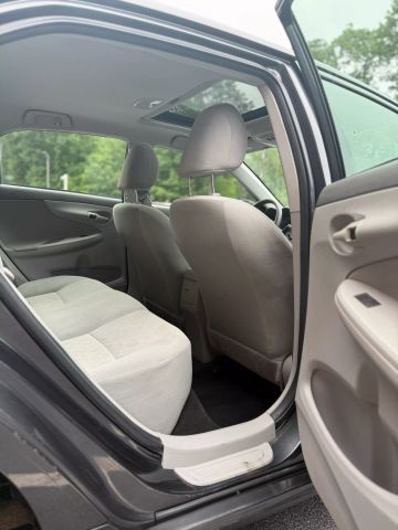 2009 Toyota Corolla S Sedan 4d - Image 11
