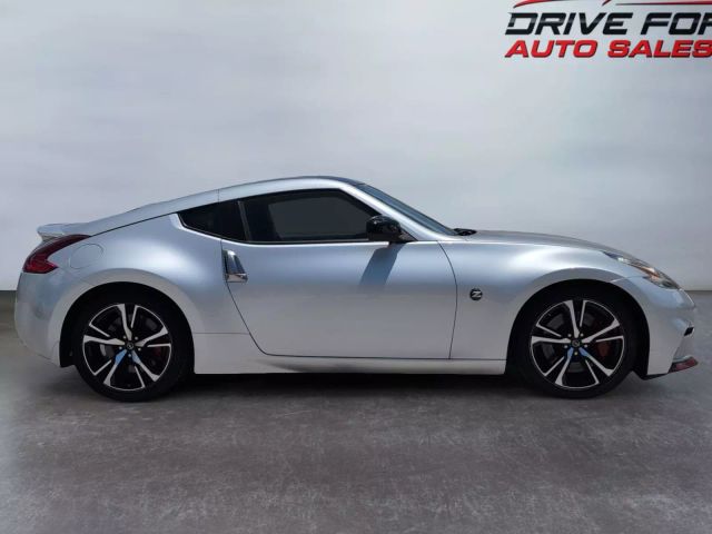 2019 Nissan 370z - Image 6
