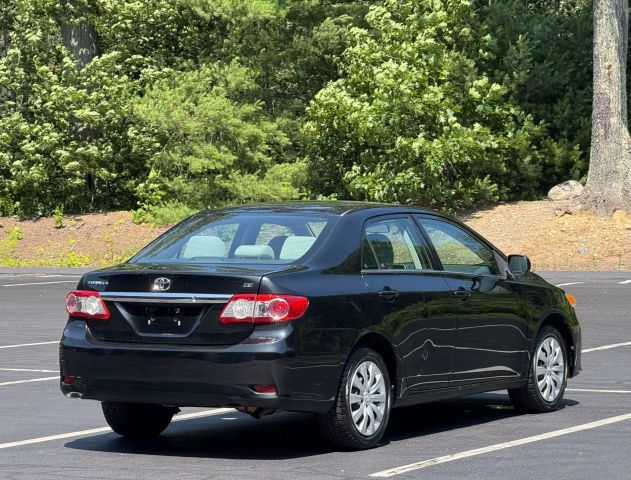 2013 Toyota Corolla L Sedan 4d - Image 8