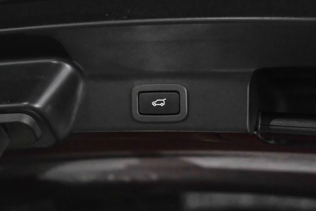 2017 Jaguar F-pace S Sport Utility 4d - Image 49