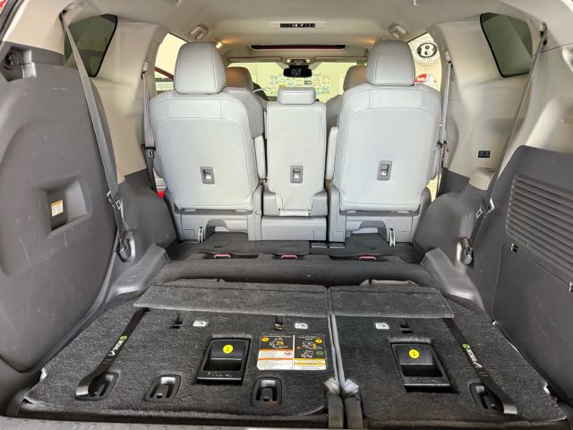 2021 Toyota Sienna - Image 72