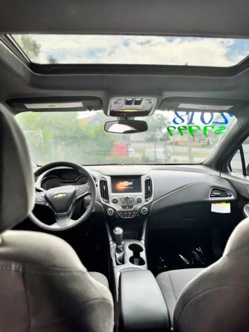2018 Chevrolet Cruze Lt Sedan 4d - Image 13