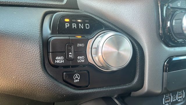 2024 Ram 1500 Crew Cab - Image 31