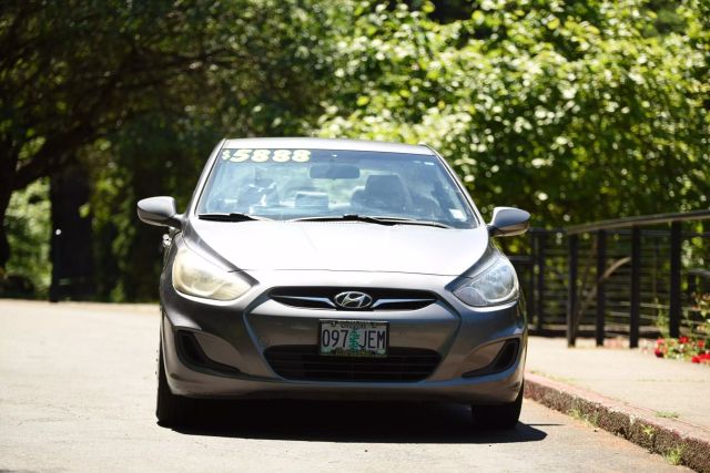 2014 Hyundai Accent - Image 26