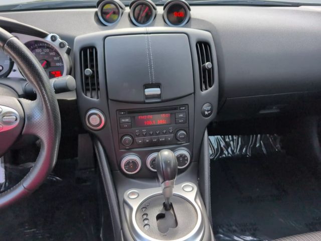 2019 Nissan 370z - Image 11