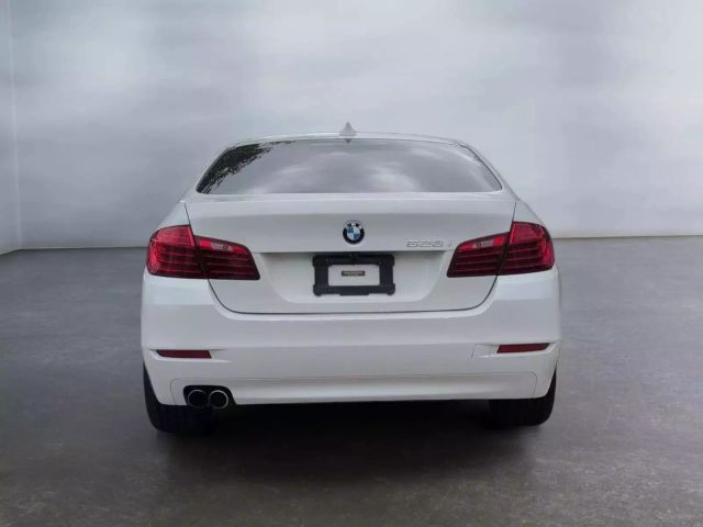 2016 Bmw 5 Series - Image 4