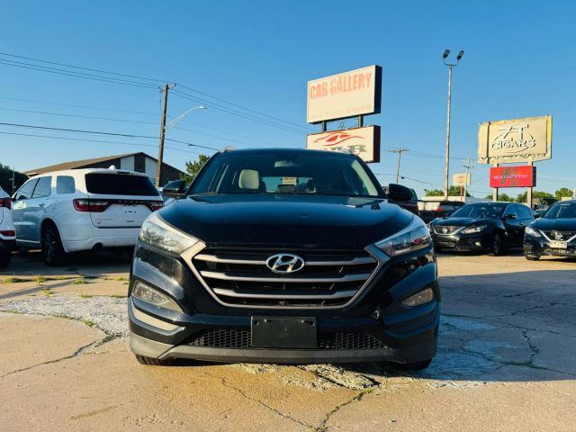 2016 Hyundai Tucson - Image 3