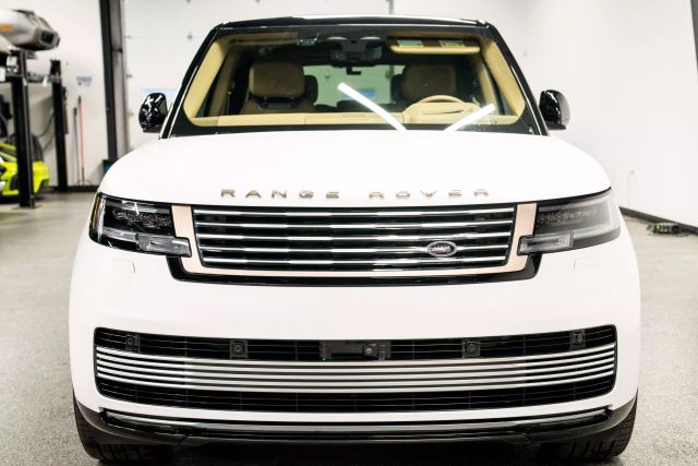 2024 Land Rover Range Rover P615 Sv Lwb Sport Utility 4d - - Image 3