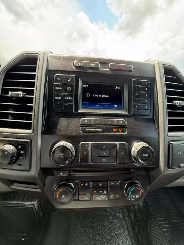 2018 Ford F250 Super Duty Crew Cab - Image 21