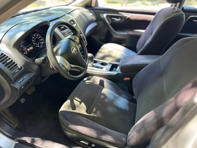 2013 Nissan Altima - Image 5