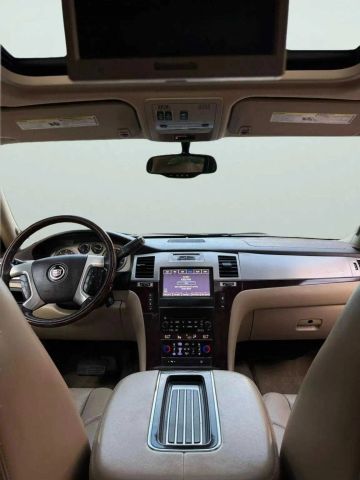 2013 Cadillac Escalade Esv - Image 27