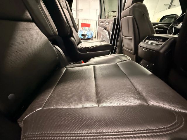 2022 Cadillac Escalade - Image 131