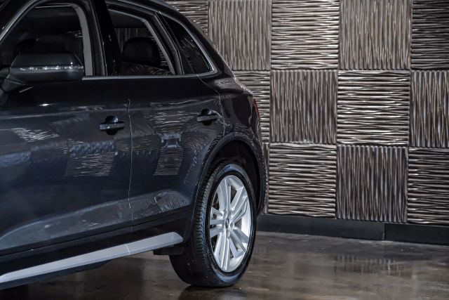 2018 Audi Q5 Premium Plus Sport Utility 4d - Image 9